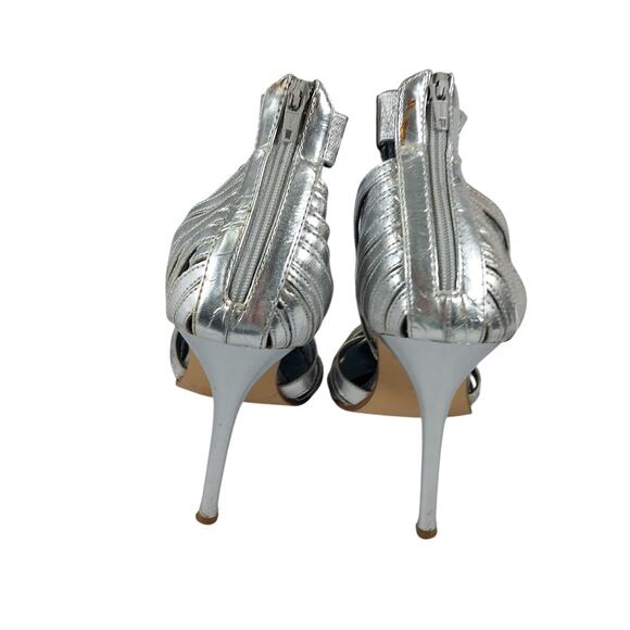 MICHAEL ANTONIO! SILVER VEGAN LEATHER MULTI-STRAP/LADDERED HEELS! SZ 5.5M - Picture 6 of 10